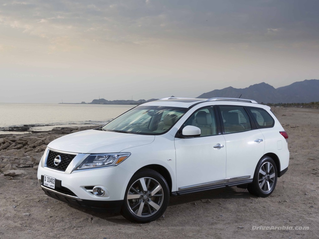 First drive: 2013 Nissan Pathfinder in the UAE