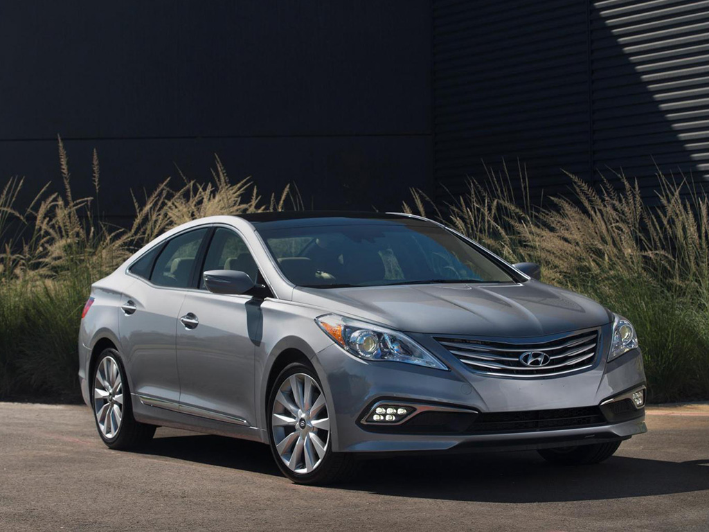 2015 Hyundai Azera facelift unveiled in Miami 