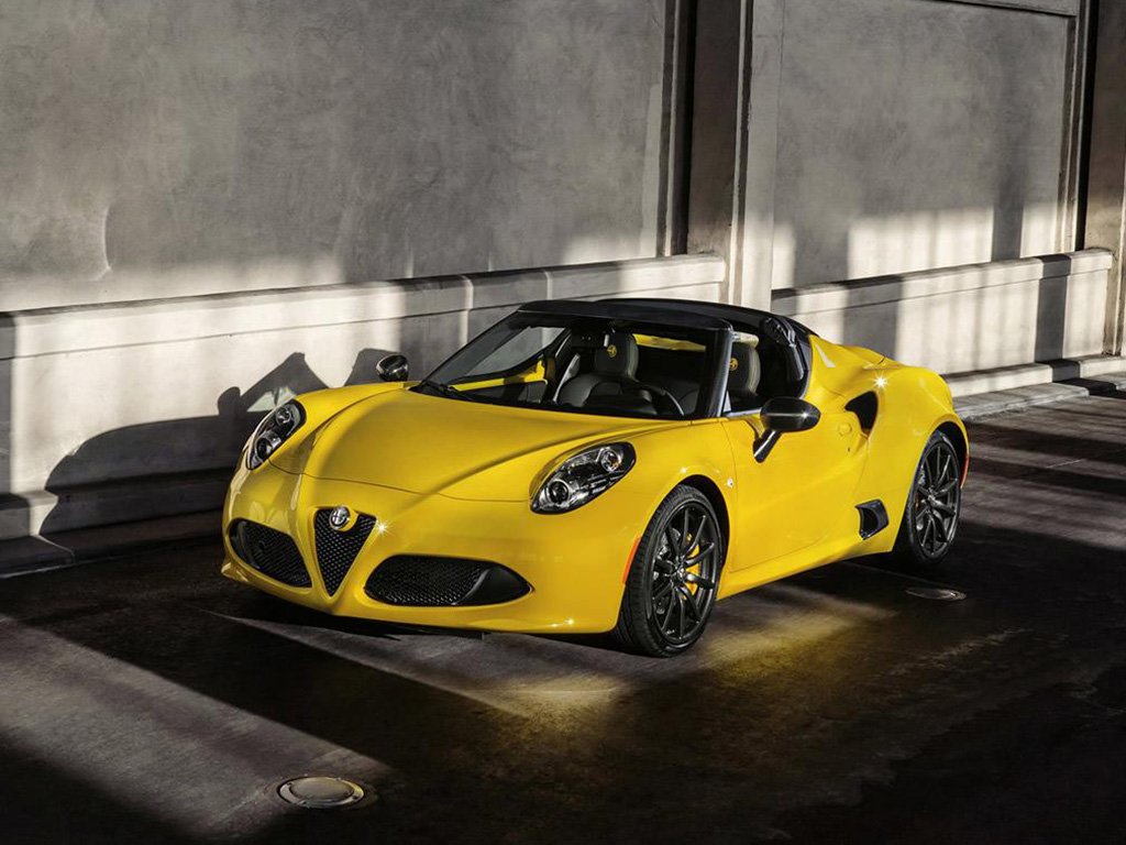 2015 Alfa Romeo 4C Spider revealed in Detroit