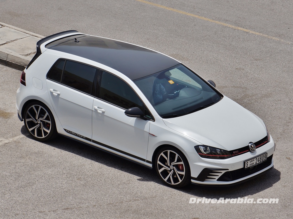 So we got a 2016 Volkswagen Golf GTI Clubsport