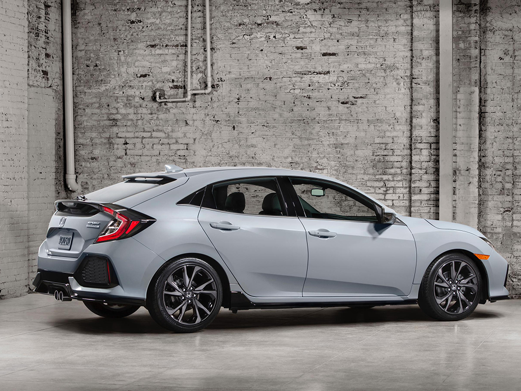 2017 Honda Civic Hatchback officially revealed