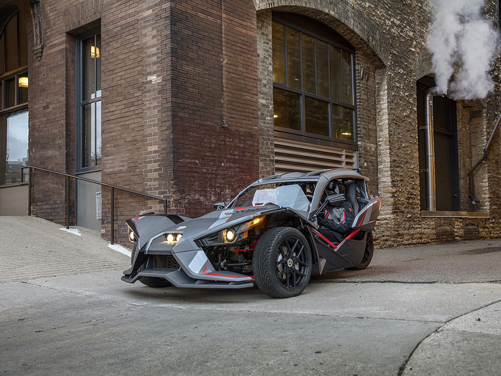 Polaris Slingshot attempts to go luxury