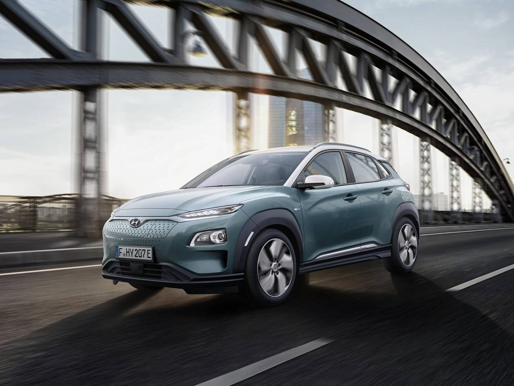 Hyundai Kona electric crossover debuts