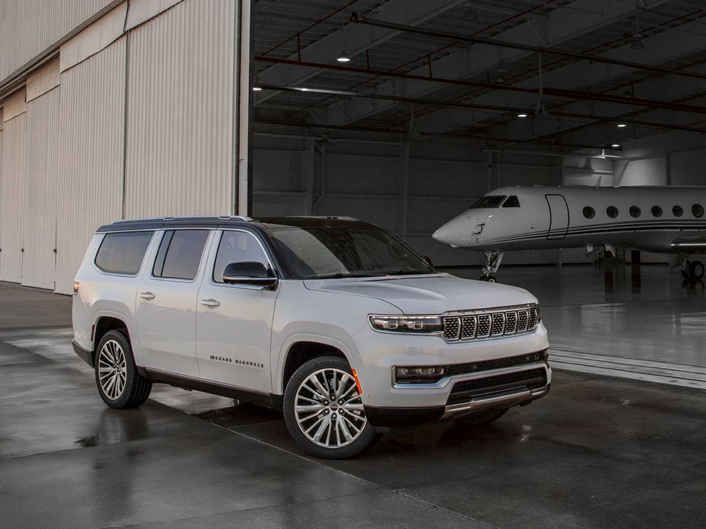 Jeep Wagoneer L and Grand Wagoneer L debuts, stretching the big SUVs